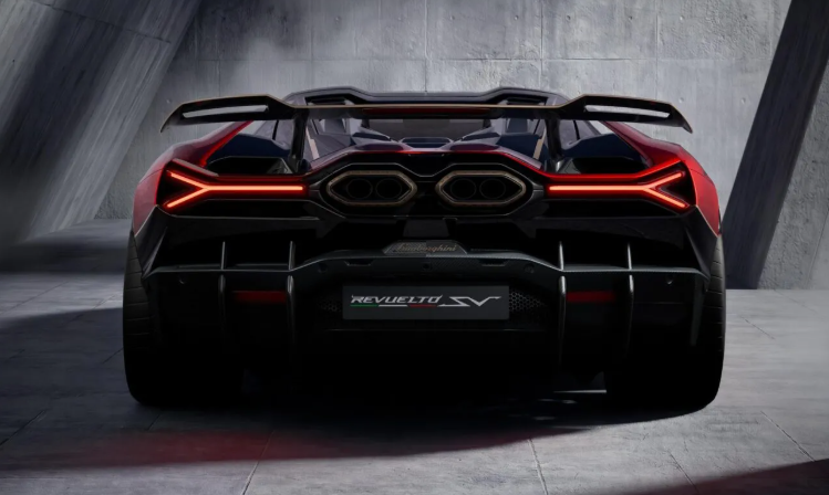 revuelto lambo